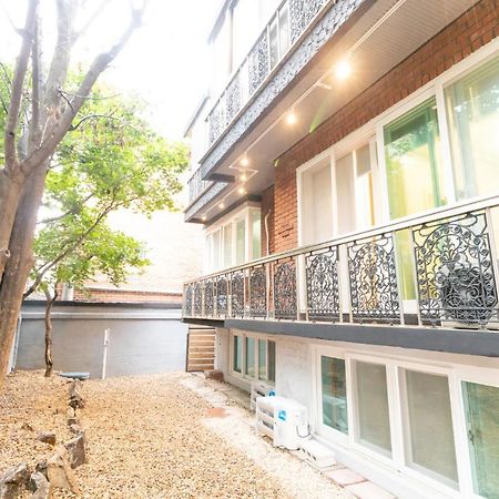 Dawoo House 1 In Hongdae Hotel Szöul Kültér fotó